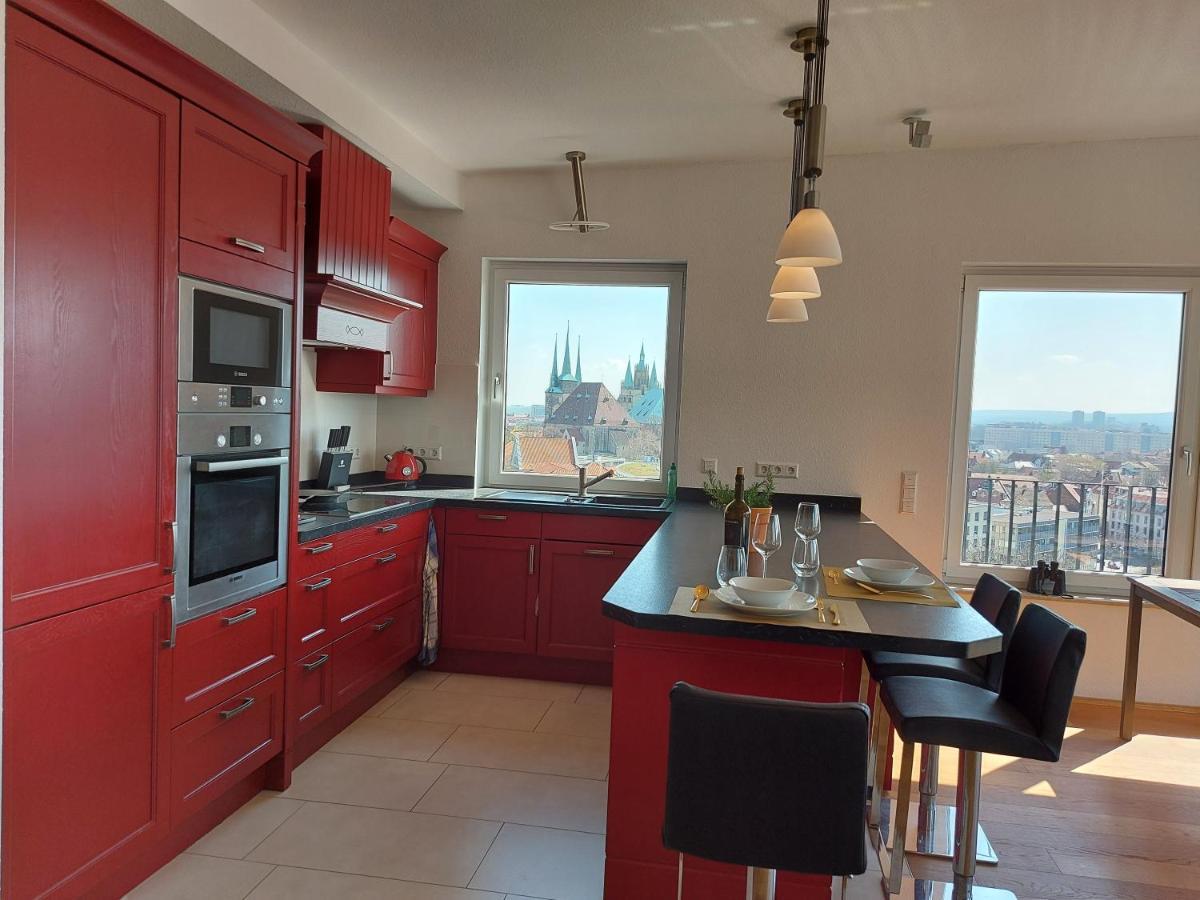 AT THE TOP - Penthouse über den Dächern der Stadt Erfurt Exterior foto