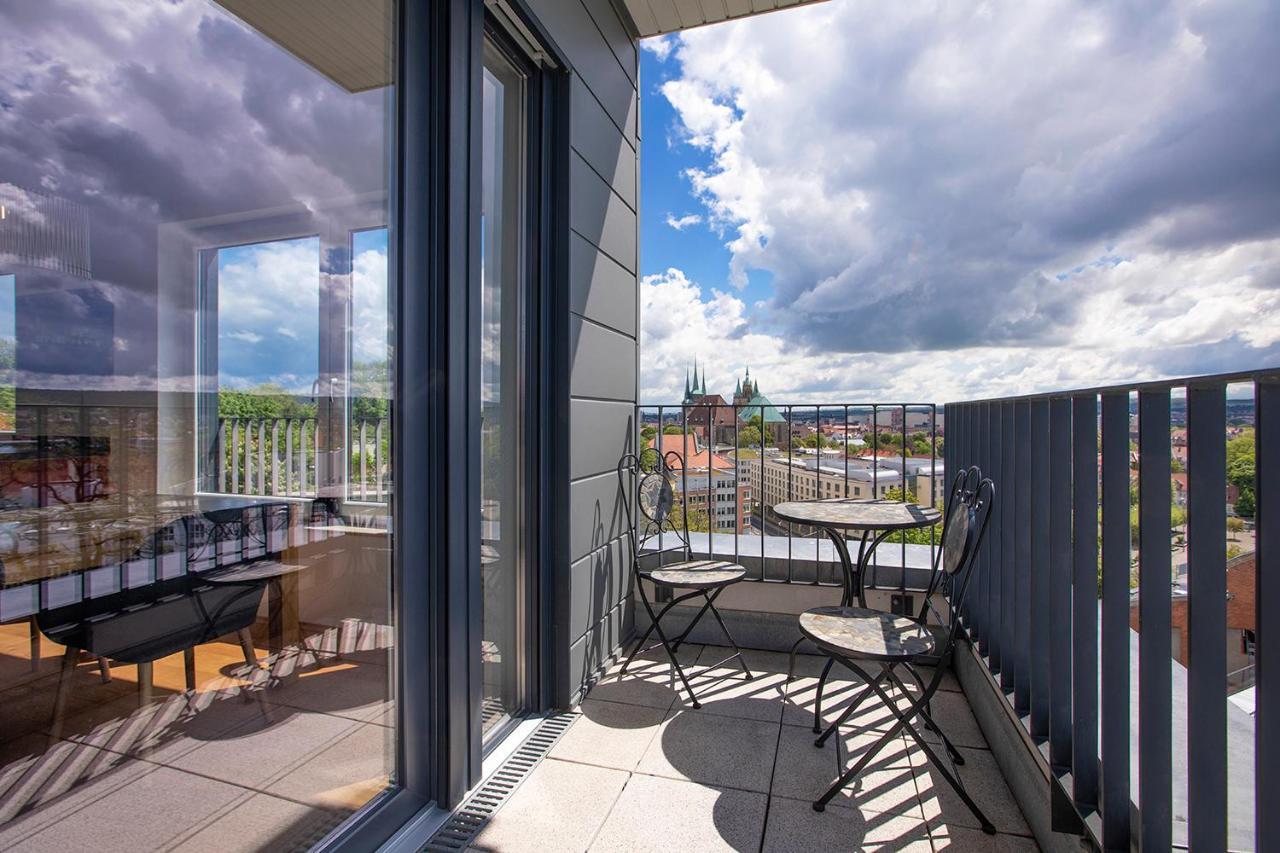 AT THE TOP - Penthouse über den Dächern der Stadt Erfurt Exterior foto
